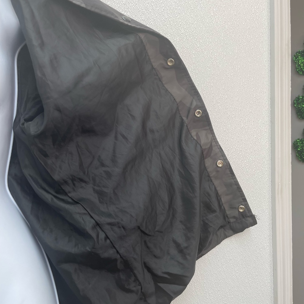 Rain jacket - Picture 4 of 4
